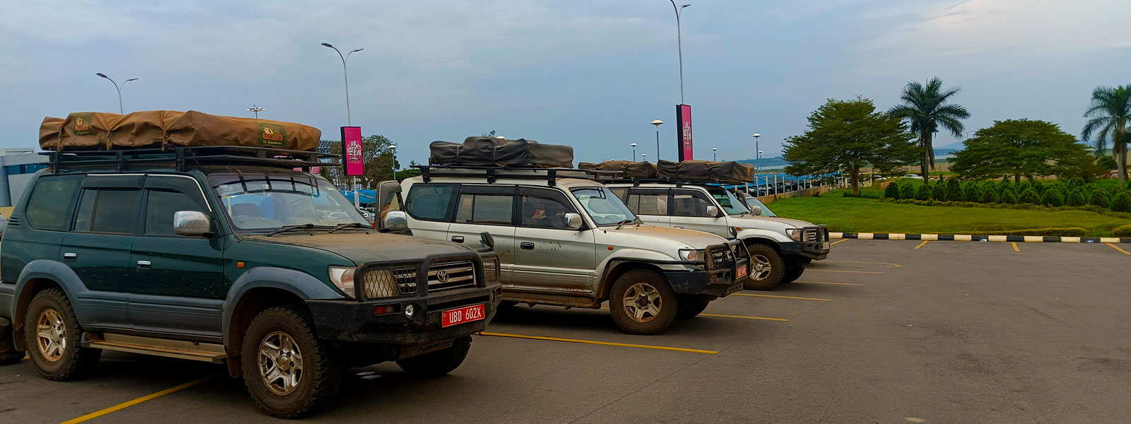 best-land-cruiser-prados-with-rooftop-tents-at-4×4-rooftop-tent-cars best-land-cruiser-prados-with-rooftop-tents-at-4x4-rooftop-tent-cars
