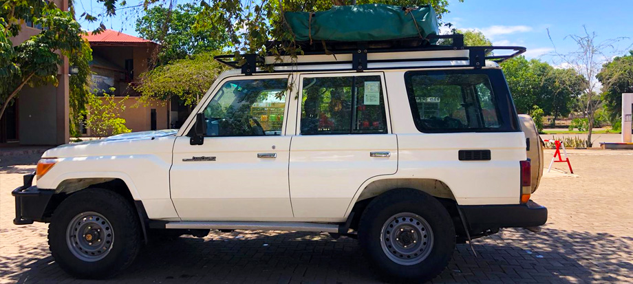complete-camping-gear-for-land-cruiser-hardtop