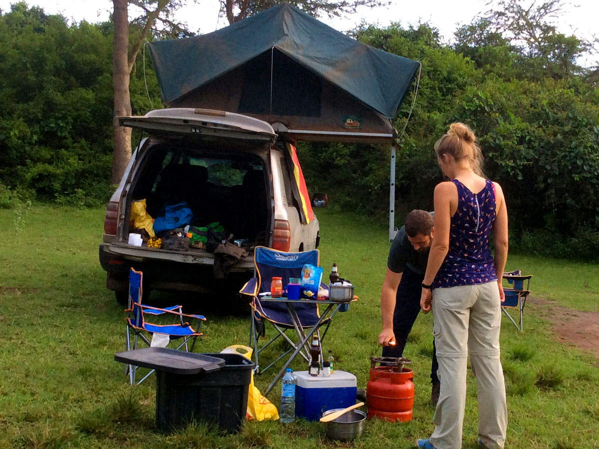 quality-camping-gear-at-4×4-rooftop-tent-cars-for-self-drive-car-hire quality-camping-gear-at-4x4-rooftop-tent-cars-for-self-drive-car-hire